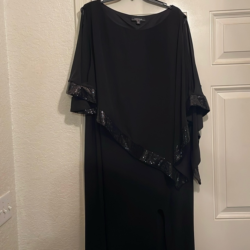 R & M Richard’s Woman Evening Gown Size 20